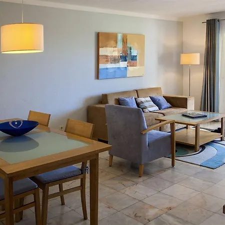 Ξενοδοχείο με διαμερίσματα Jardim Do Vau 4*